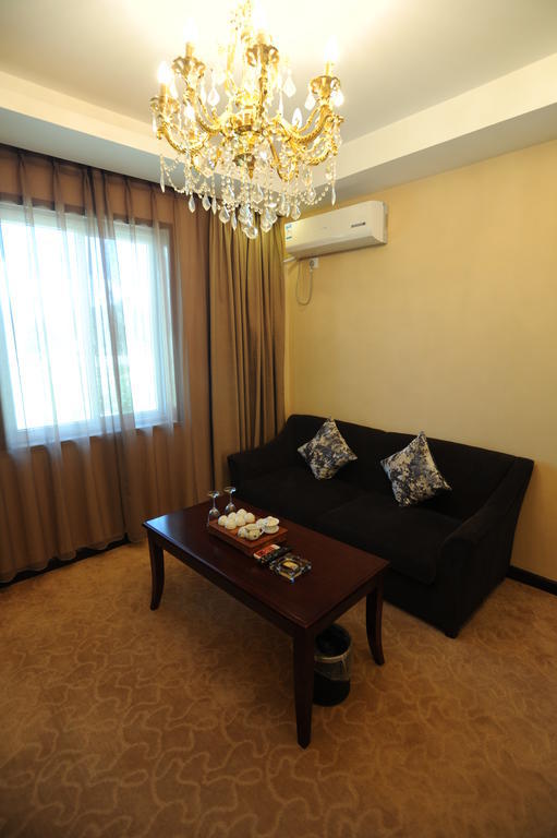 Wanrun International Resort Hotel In Tibet Xigaze Kamer foto