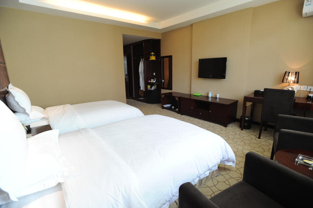 Wanrun International Resort Hotel In Tibet Xigaze Kamer foto